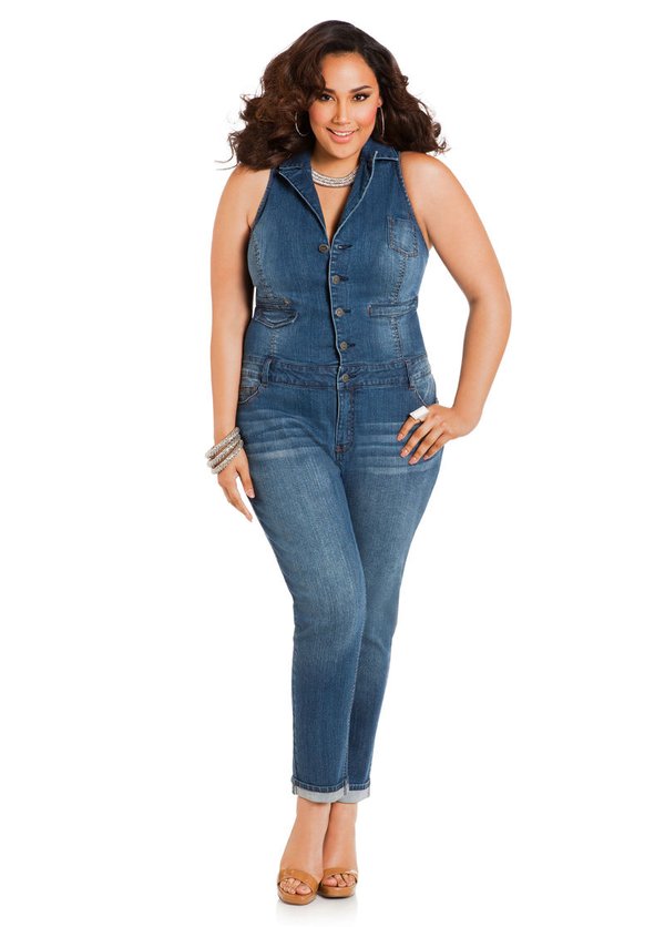 Jumpsuit jean vừa cá tính vừa tạo cảm giác sành điệu cho người mặc