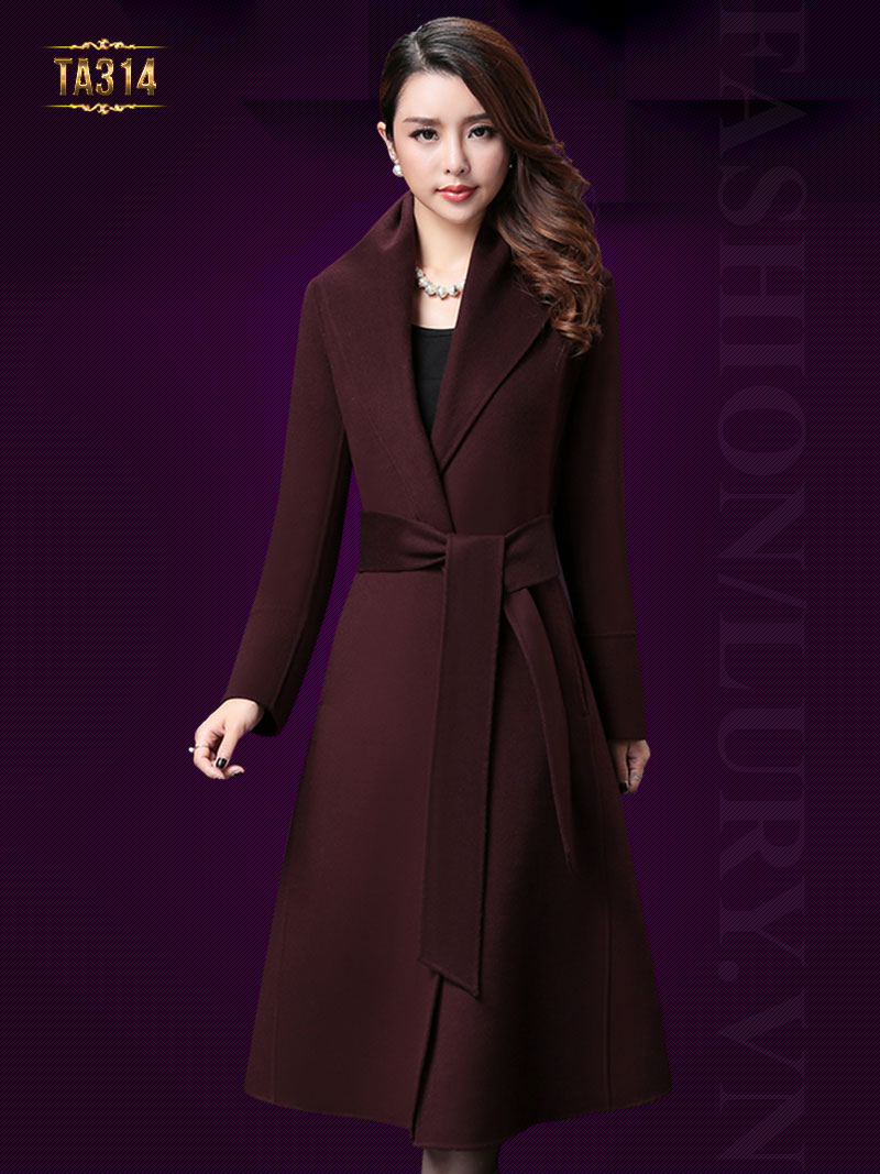 Thời trang áo khoác dạ đẹp cho quý cô trung niên mới nhất tại Lury TA314; Giá: 12.040.000 VNĐ