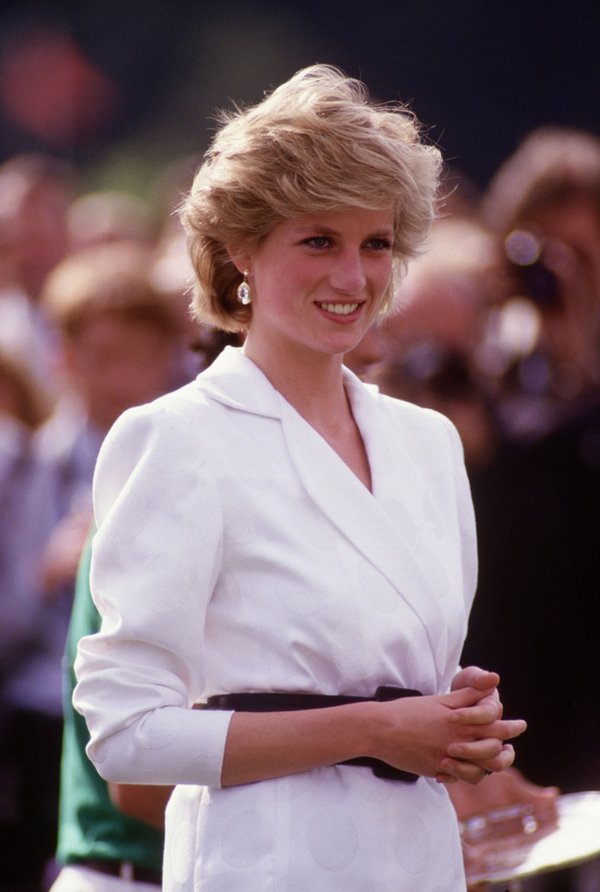 Hình ảnh xinh đẹp rạng rỡ của Công nương Diana