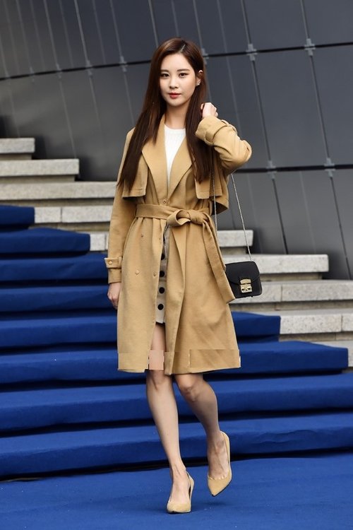 Seohyun duyên dáng với chiếc áo khoác dạ nữ dễ thương